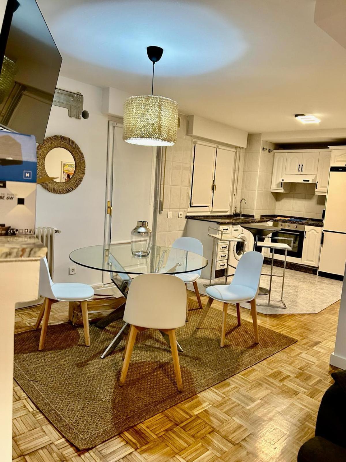 Apartamento Albany , Mno Dominguez Berrueta Леон Екстериор снимка